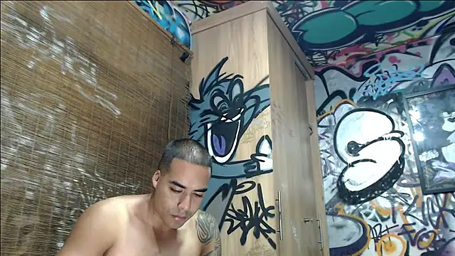 Justin_Frank webcam