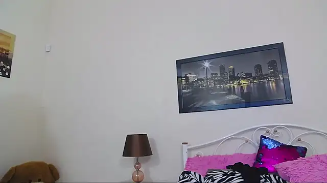 tauriwel live cam on StripChat