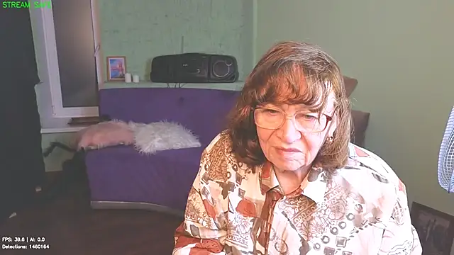Betty_Brick webcam