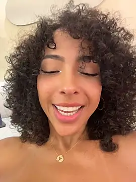 OSHUN_'s live cam