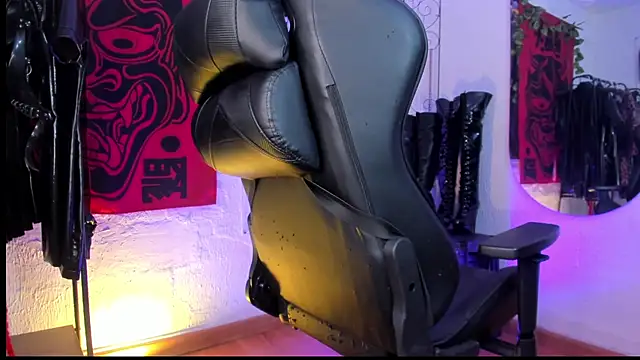 Agatha_BDSM webcam