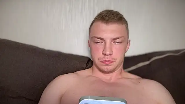 iron__chap webcam