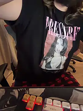 desiredude9 webcam