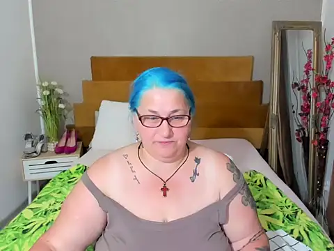 Sugarmommy_69X webcam
