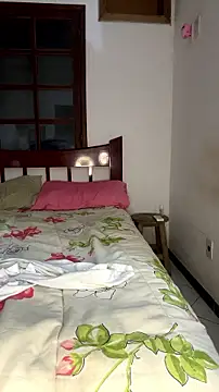 SexyAninha18 webcam