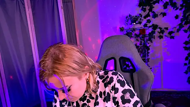Kumiho_7777 webcam