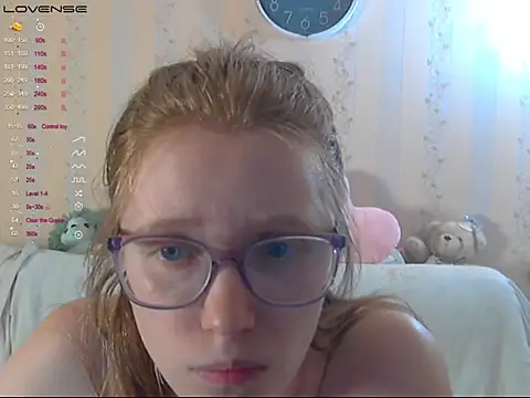 LustfulSarah webcam