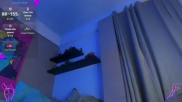 angel_mozz webcam