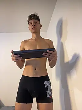 Twinkcock22 webcam