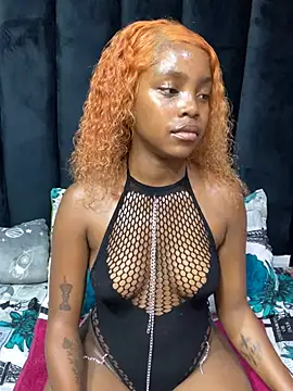Littlebunny33 webcam