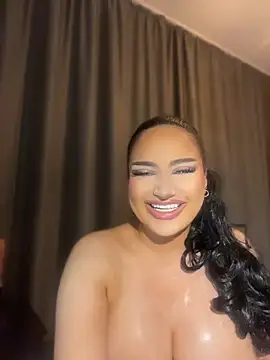 EmiliaPetrova live cam on StripChat