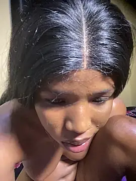Horny_sexyiris webcam