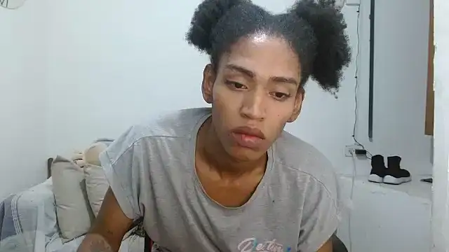 angelamarie1 webcam