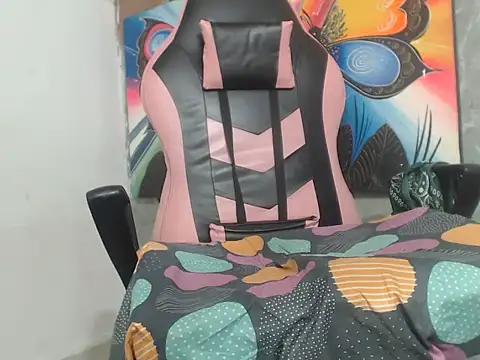 Estebanbigcock23 webcam