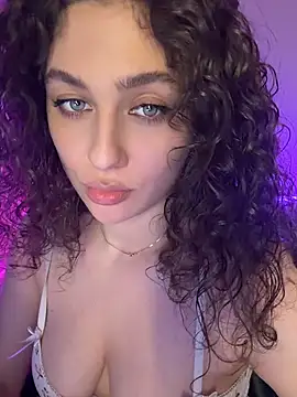 Your_insomniya live sex cam