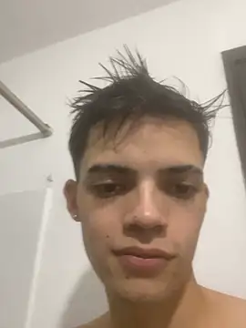 Latinos_2001 webcam