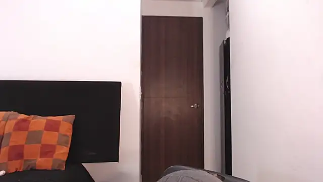 andrea_de_lucaa webcam