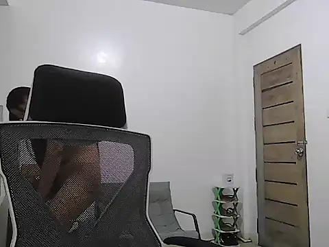 XxSensationSelena18 webcam