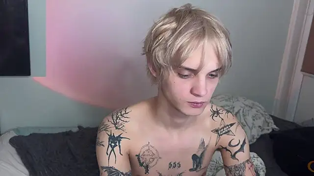 mia_side live cam on StripChat