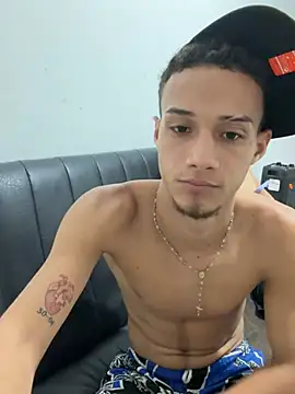 friends_lust_latin webcam