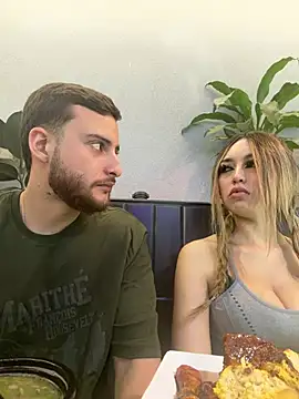 OliviaLuuxe webcam