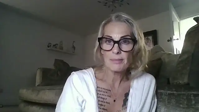 Busty-MorganXX webcam