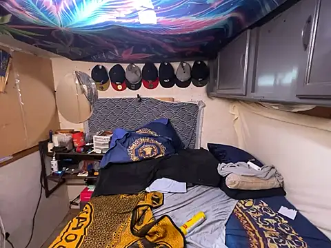OmarSalasxh33 webcam