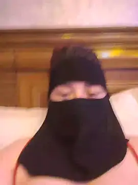 Bisan_sexy live cam on StripChat