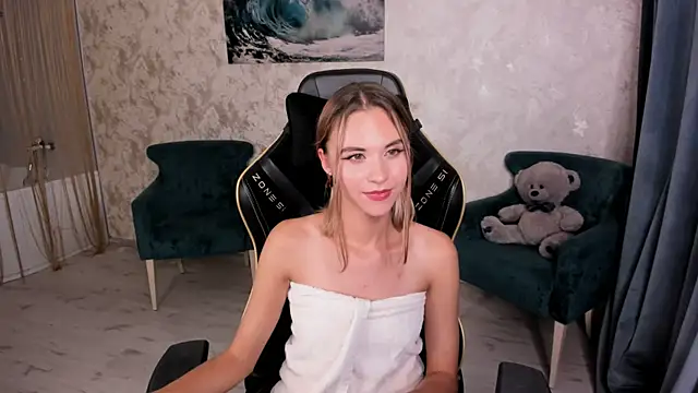 EllaCurtis