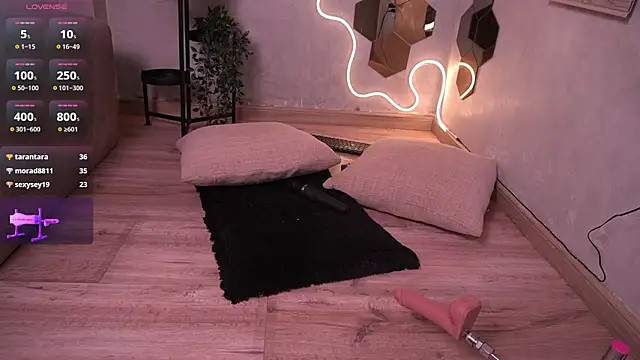 saritass_ webcam