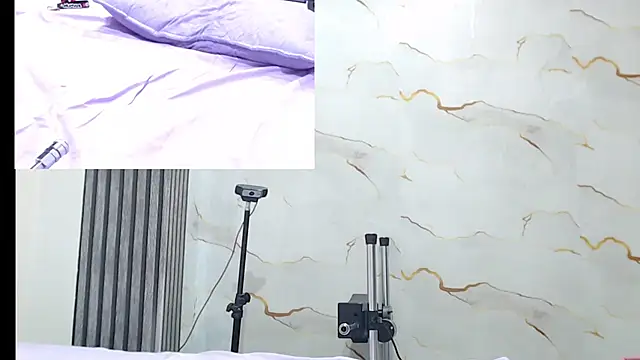 Emma_trons_ webcam