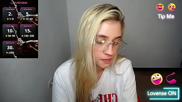 Ambar_lynn01