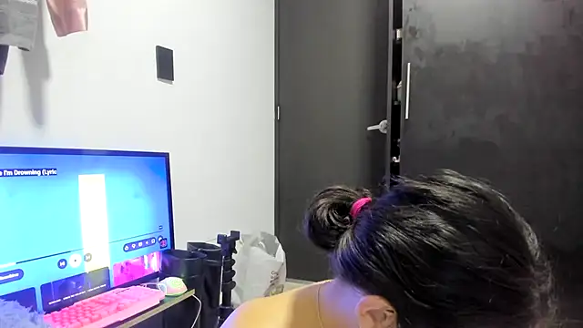 Miranda-cambell live sex cam