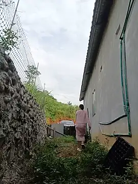 Linda-yiyi webcam