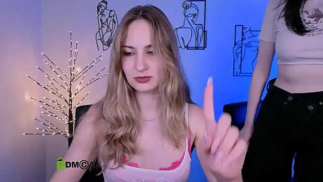 riley_sanders live sex cam