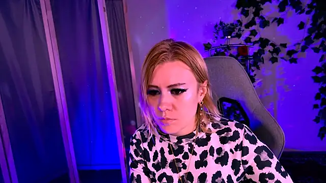 Kumiho_7777 webcam