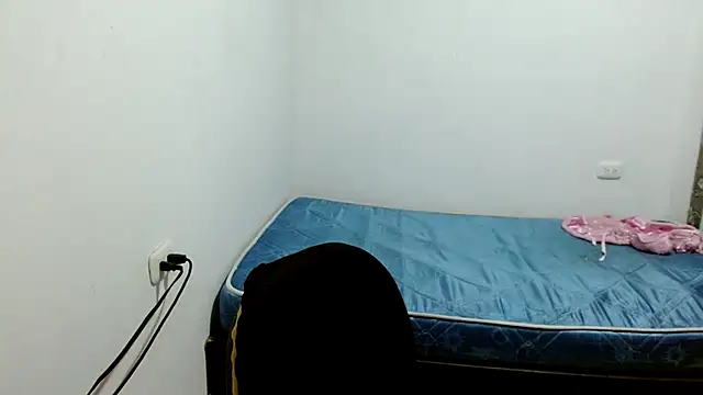 estefania224 webcam