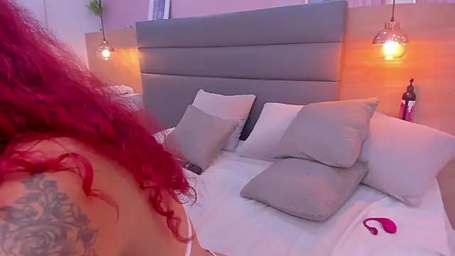 tamhy_ferrara webcam