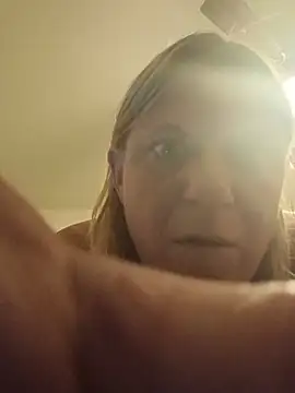 Playmate86 webcam
