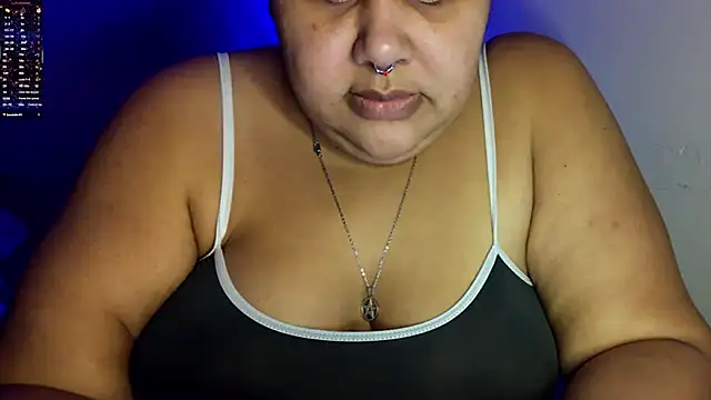 xlatinastar webcam
