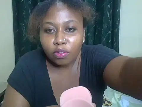 pinkfantsy webcam