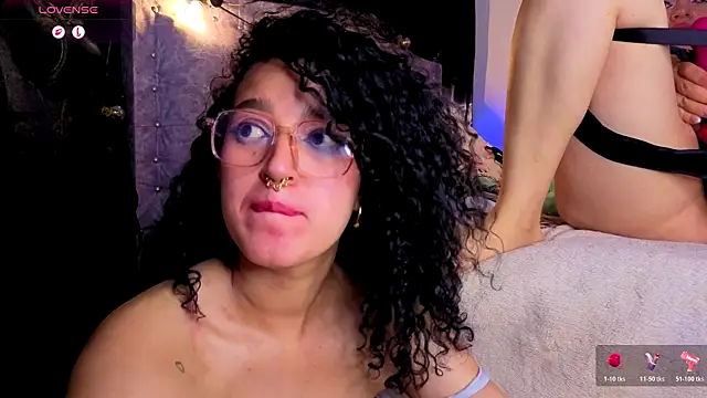 Arianna_n_Gema webcam
