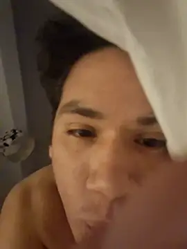 Francescobull21 webcam