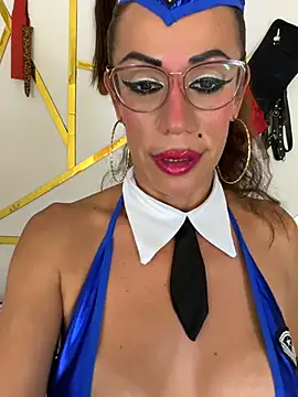 YOURSDEBORA webcam