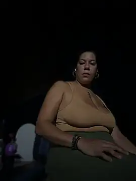 Bigbuttbrooklynn webcam