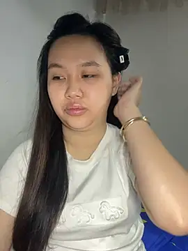 Almira6868 webcam