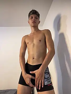 Twinkcock22 webcam