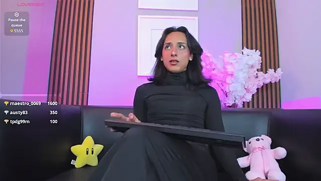 Elisasue webcam