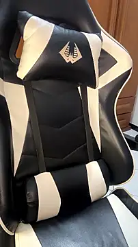 SexyAninha18 webcam