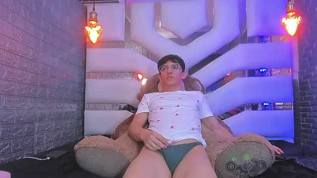 ElanGiraldo webcam